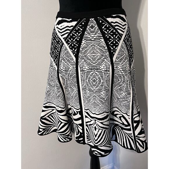 Diane von Furstenberg Skirt Small Samara Zebra Tattoo knit Stretch Funky Animal - Picture 2 of 13